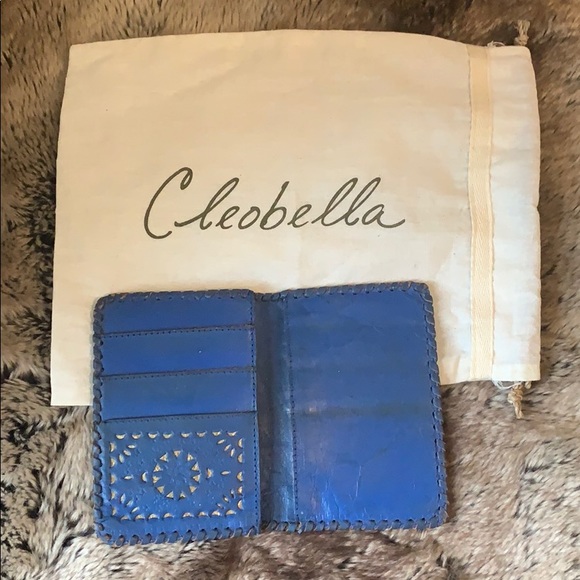 CLEOBELLA passport BLUE - Picture 2 of 2